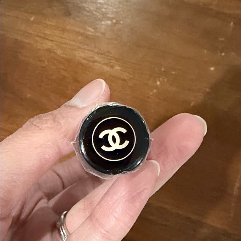 NWT Chanel black brush NEW - Picture 3 of 6